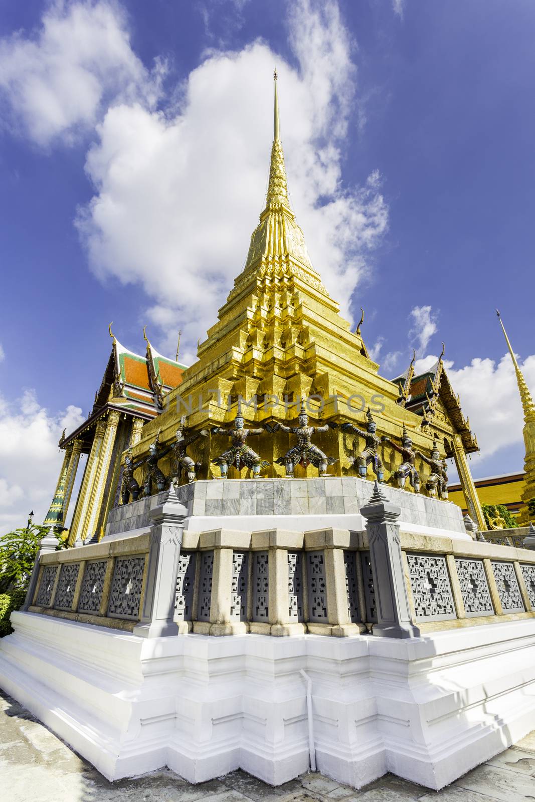 Wat Phra Kaew, Temple of the Emerald Buddha, Bangkok, Thailand.