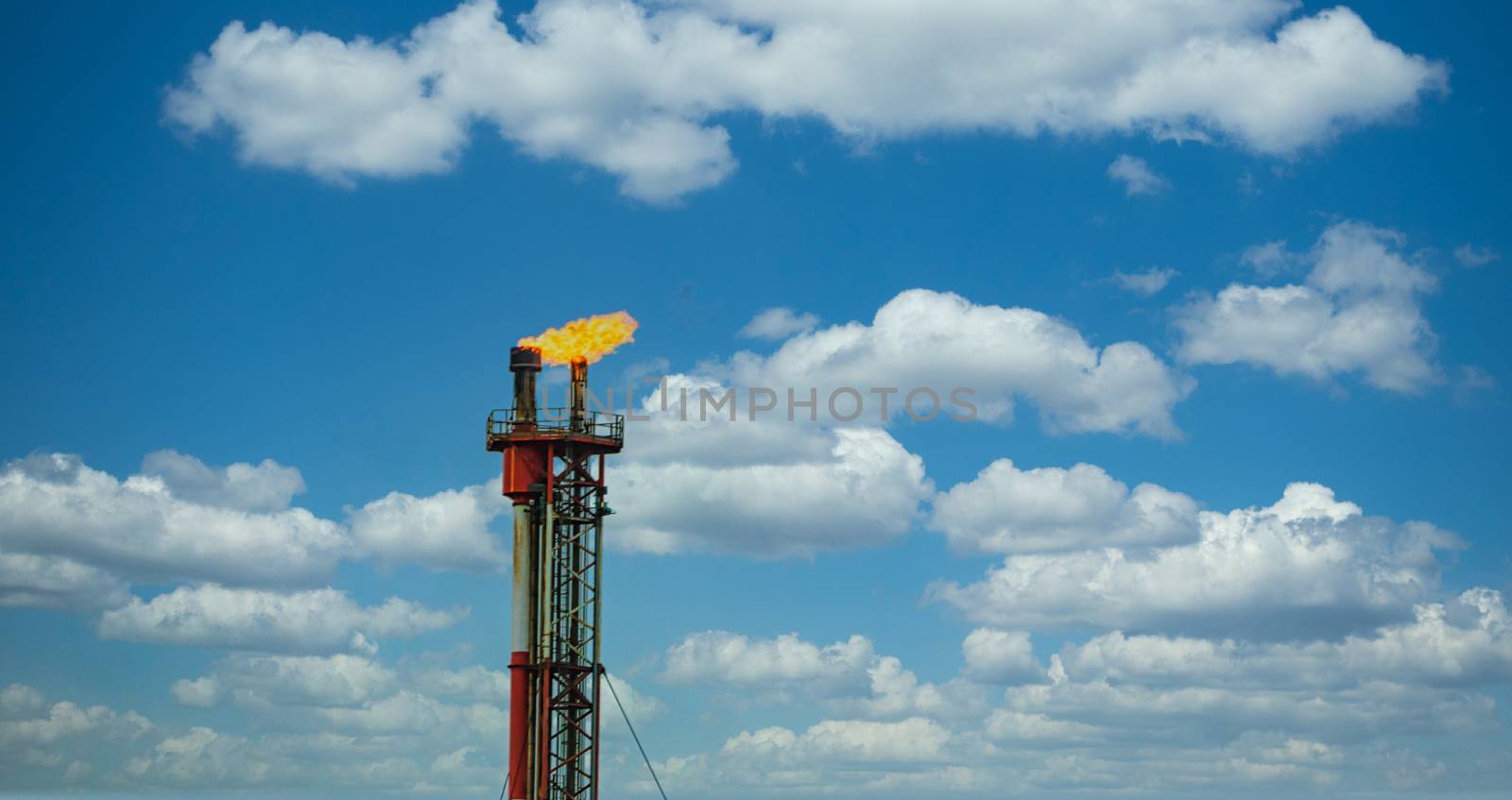 Oil Burning on Tower Rig by dbvirago