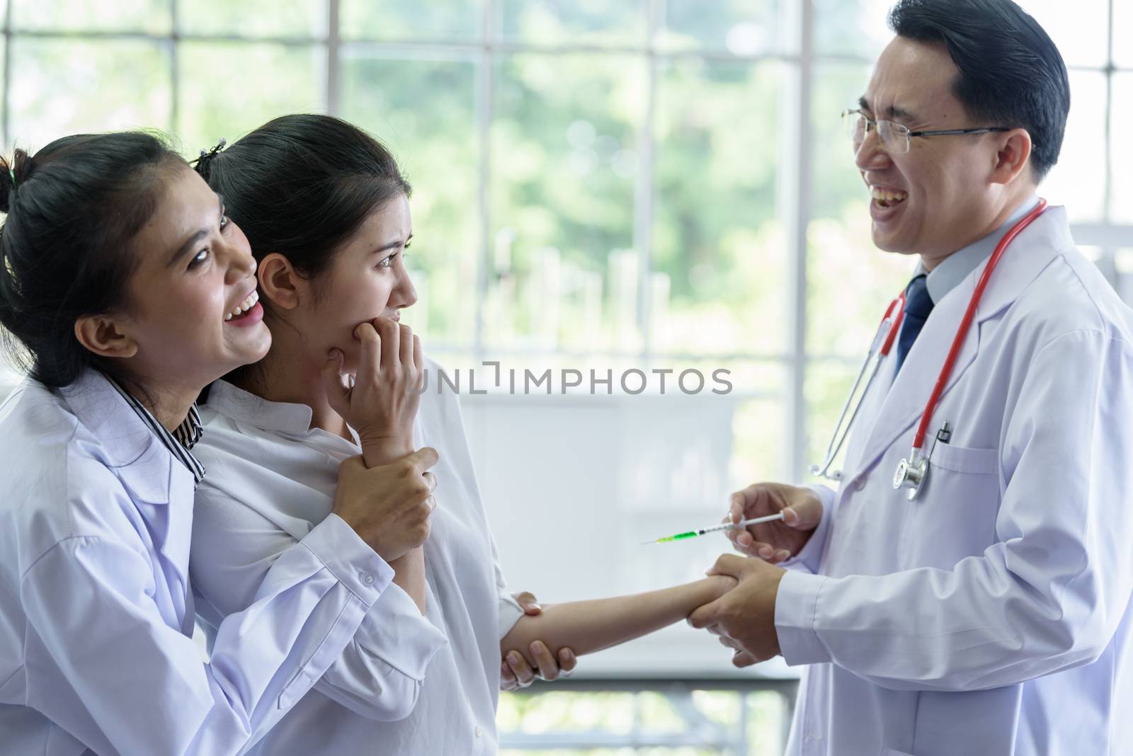 Patient has afraid and scary of syringe and needle.