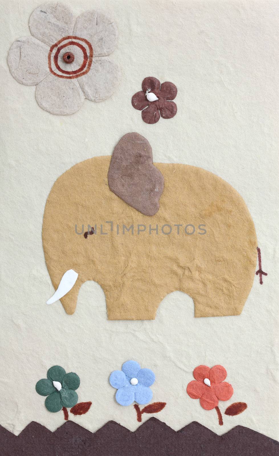 Papercraft elephant and flower by piyato