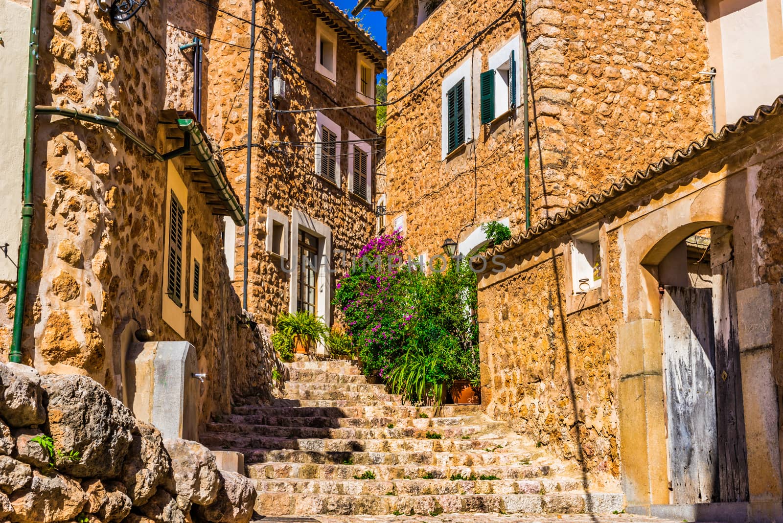 Spain Majorca, old village of Fornalutx, Balearic Islands