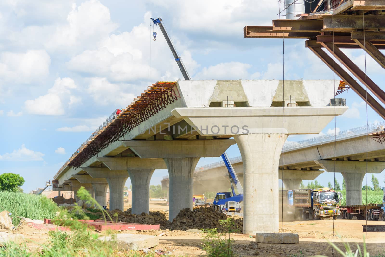 under construction express way