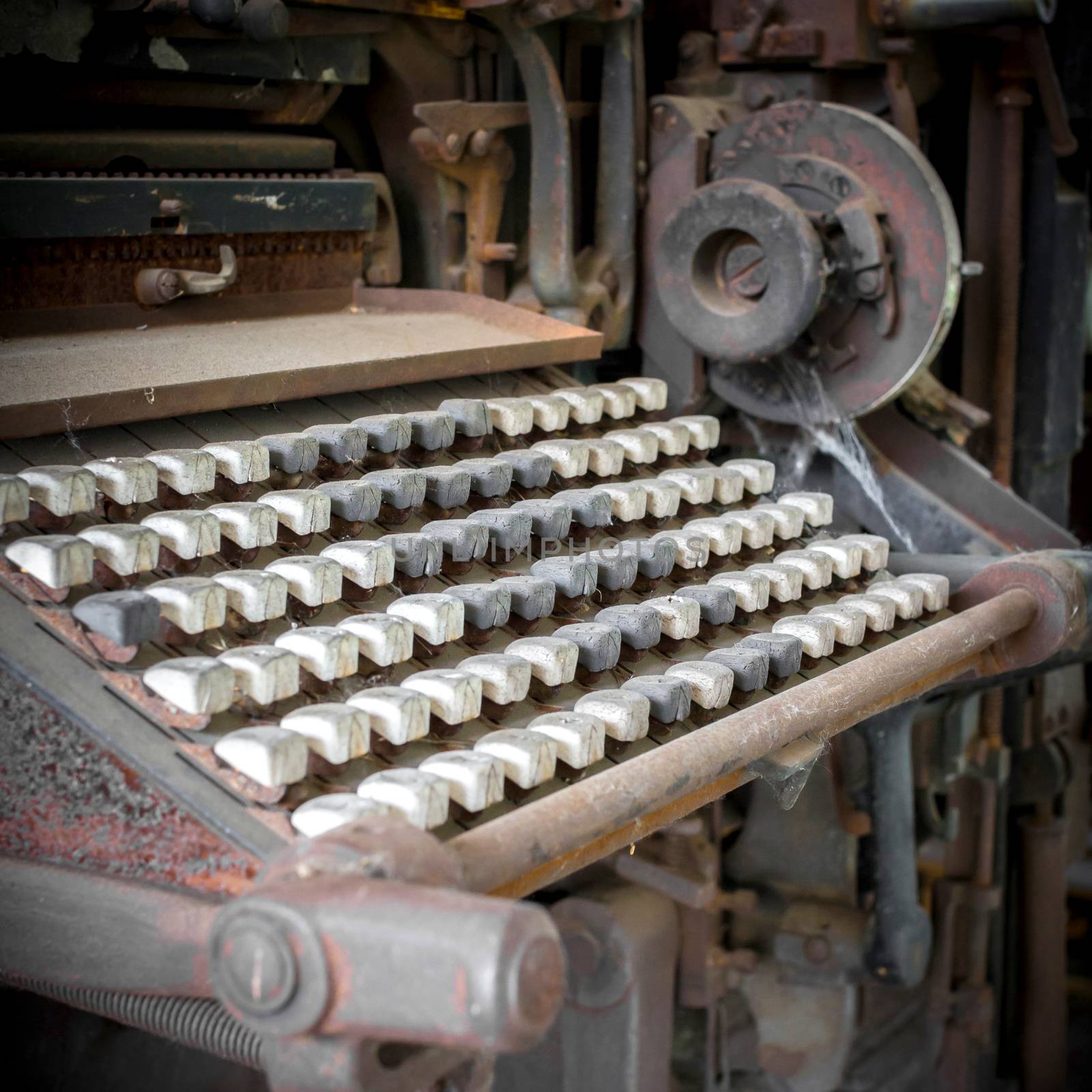 Vintage keyboard by germanopoli