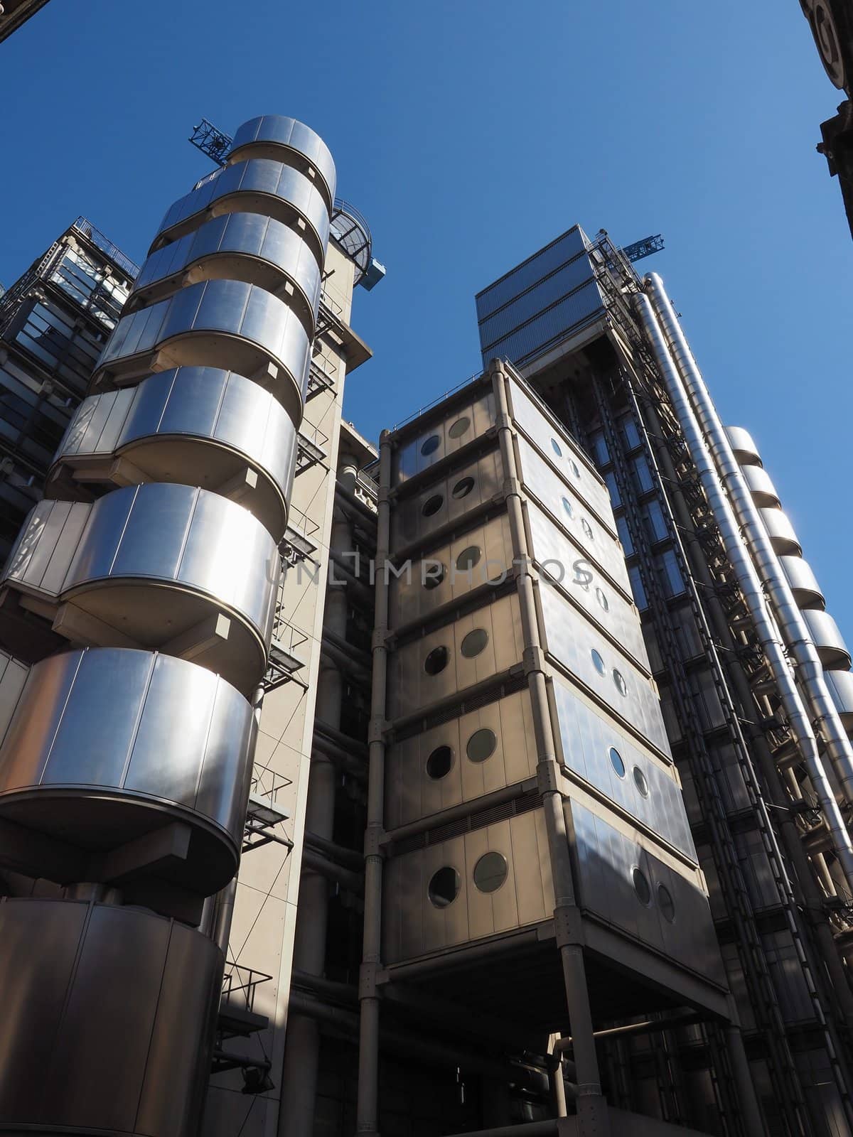 Lloyds building in London by claudiodivizia