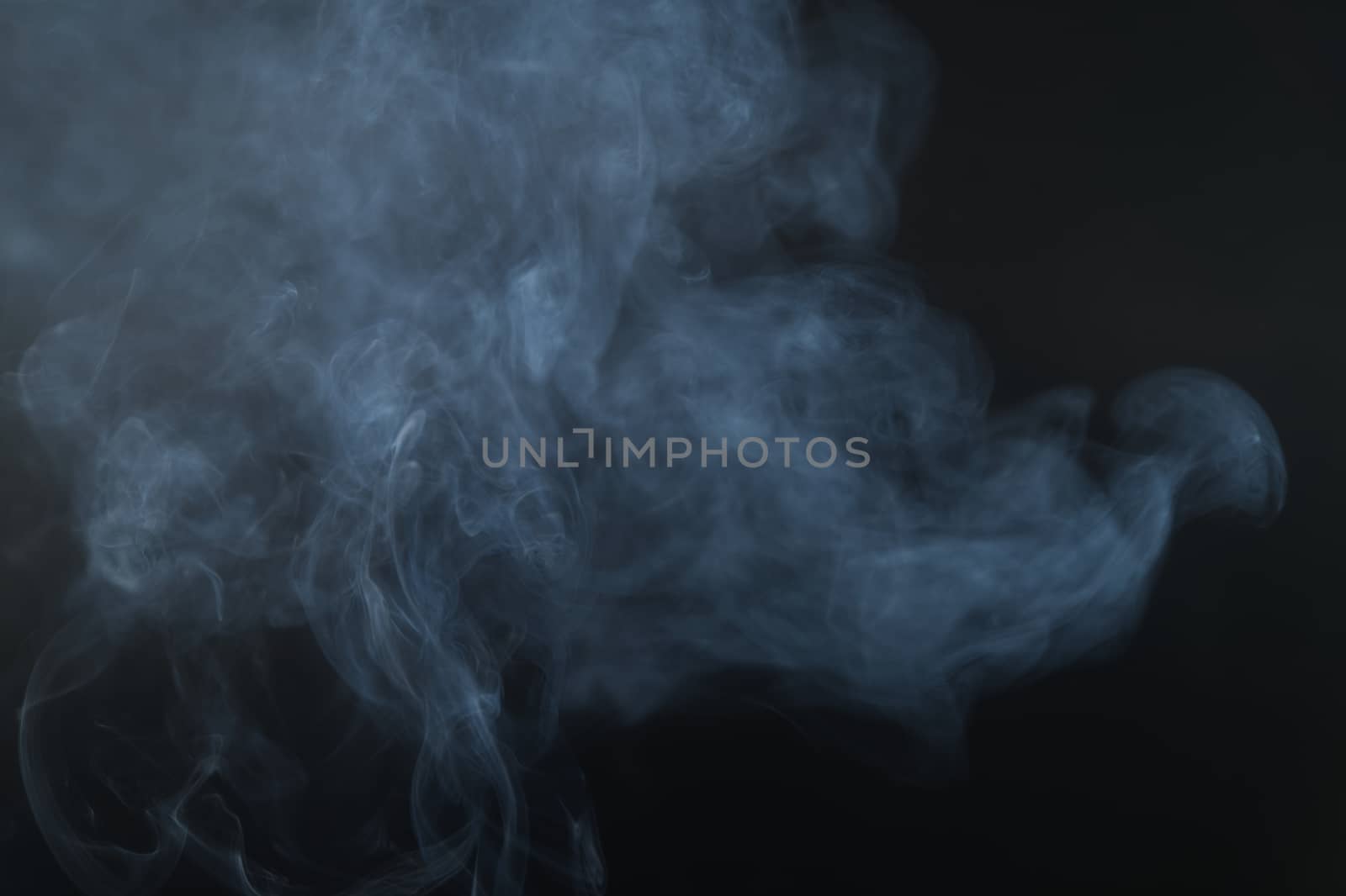 White smoke, black background, used as the background image.