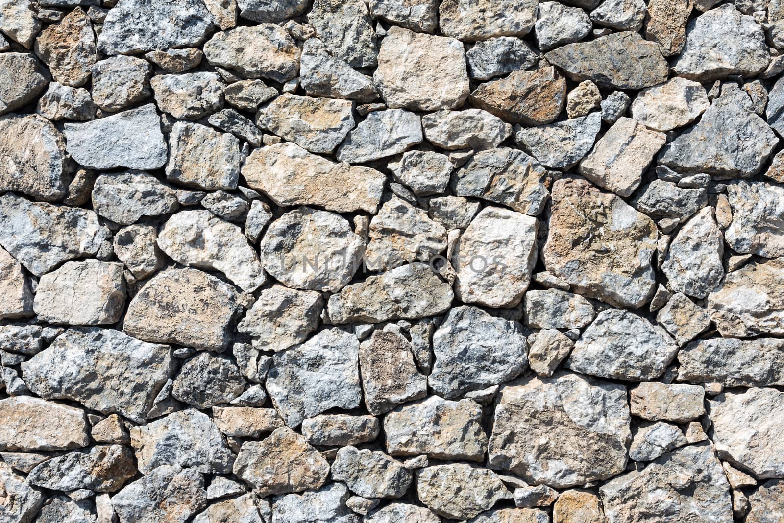 Rough natural stone wall by elxeneize