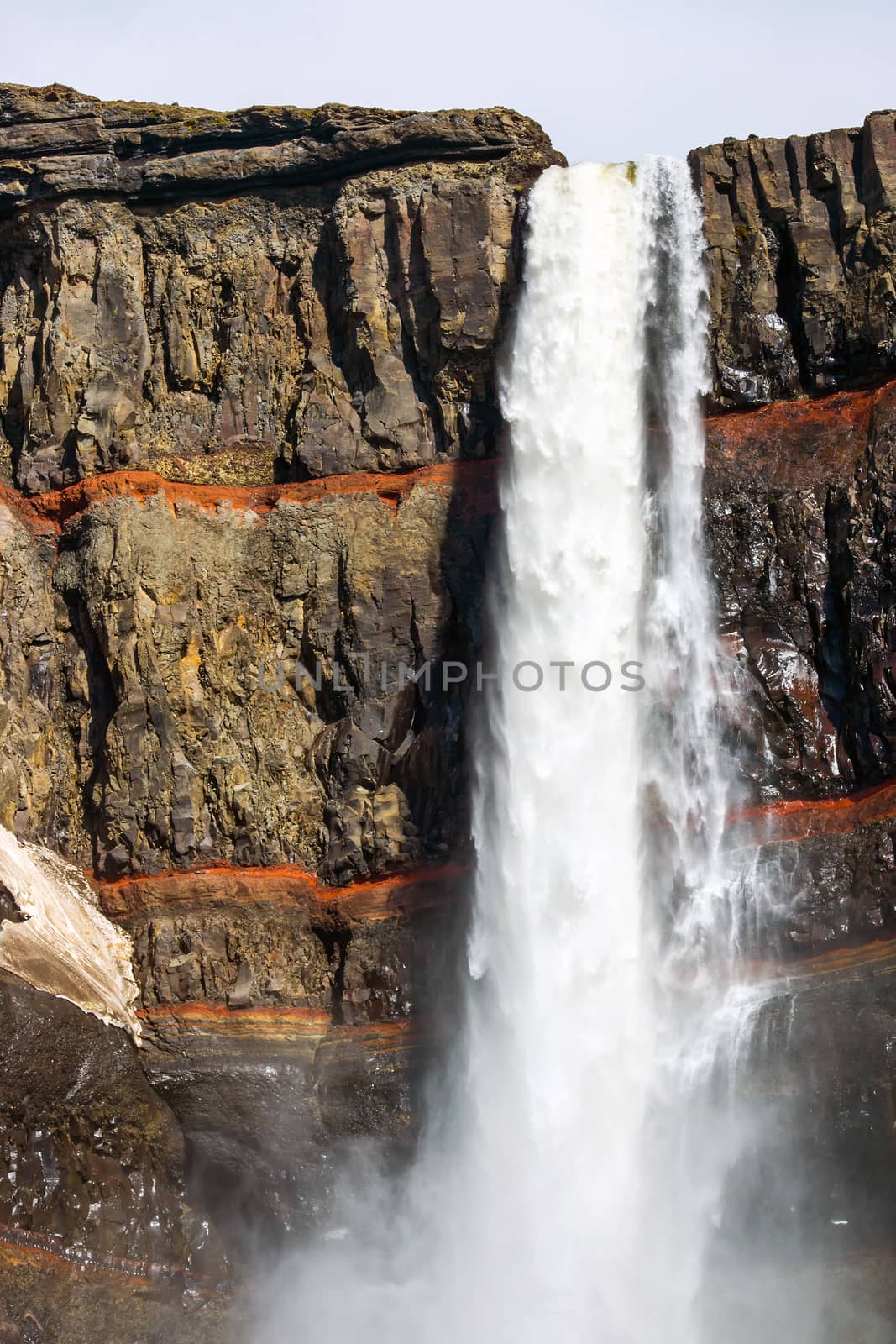 The Hengifoss waterfall in Iceland by elxeneize