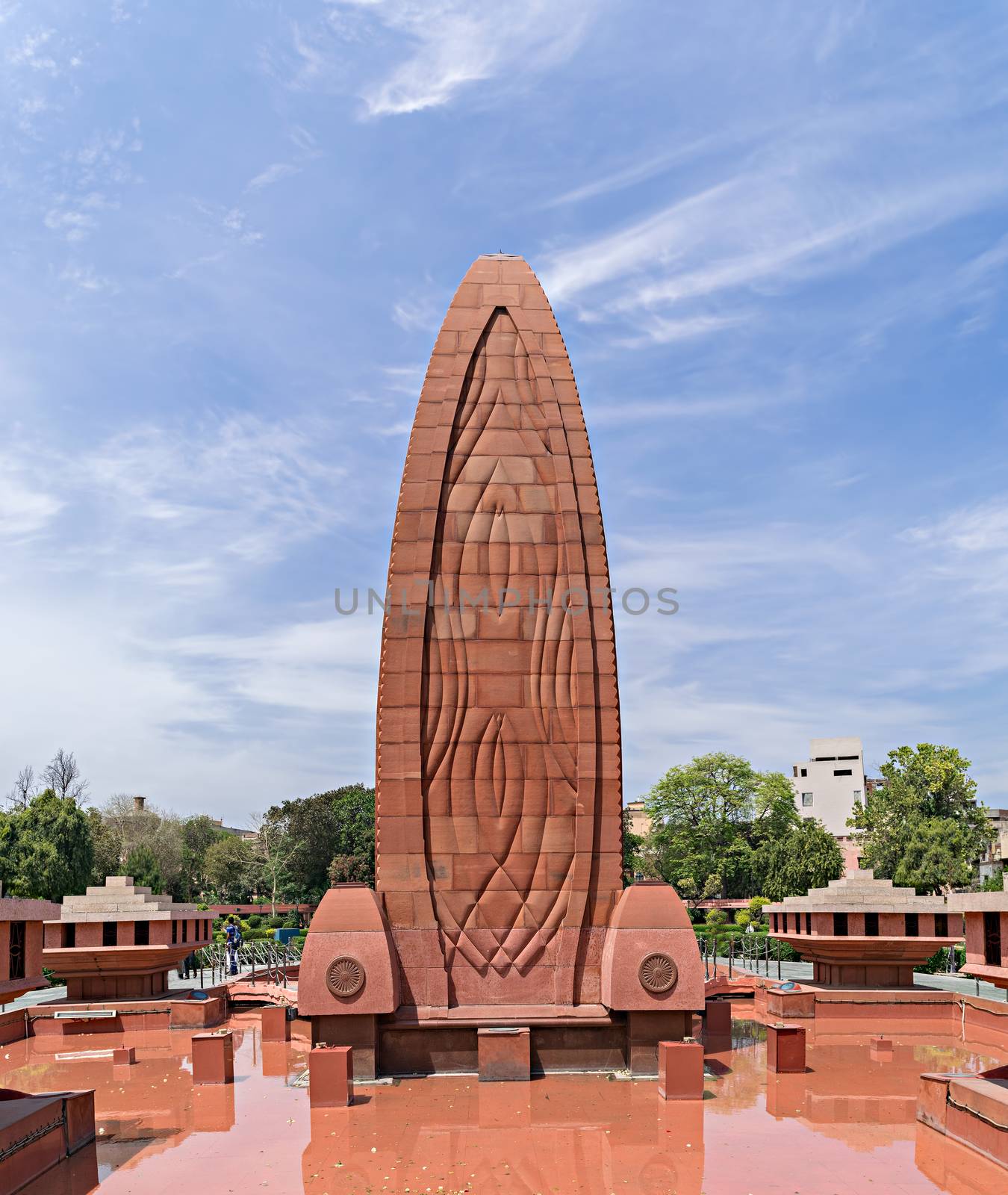 Jallianwala Bagh is  historic garden and memorial of national importance/ by lalam
