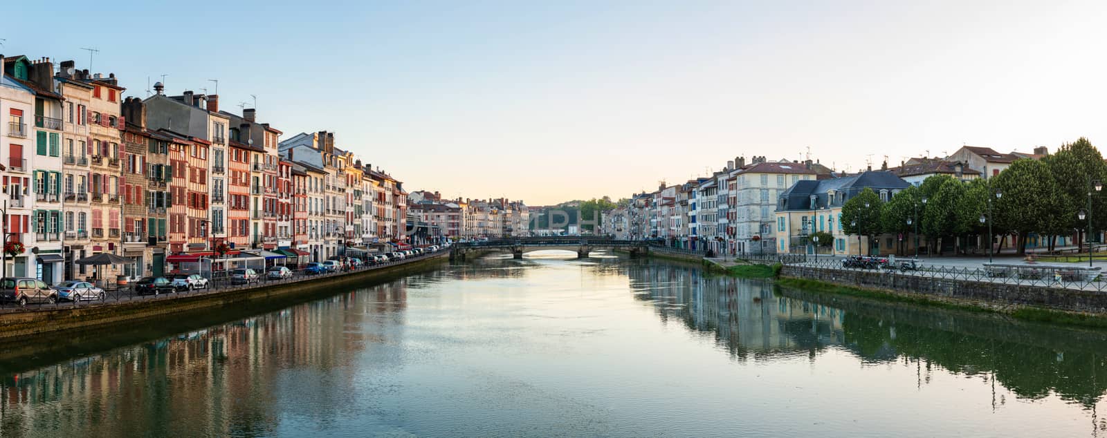 Panoramic view of the Nive River in Bayonne, France by dutourdumonde