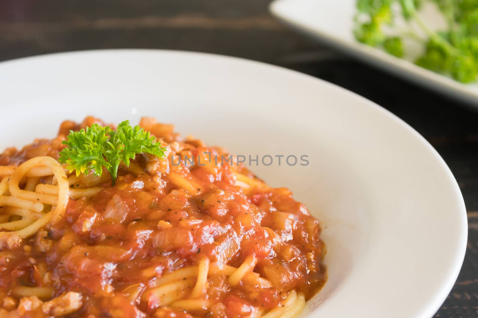 Spaghetti Tomato Sauce with Parsley and Onion and Pork Left by steafpong