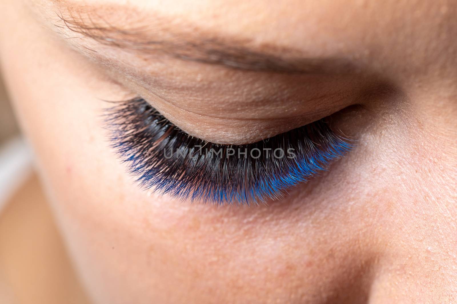 Blue Eyelash Extension with diferent colors lashes by adamr