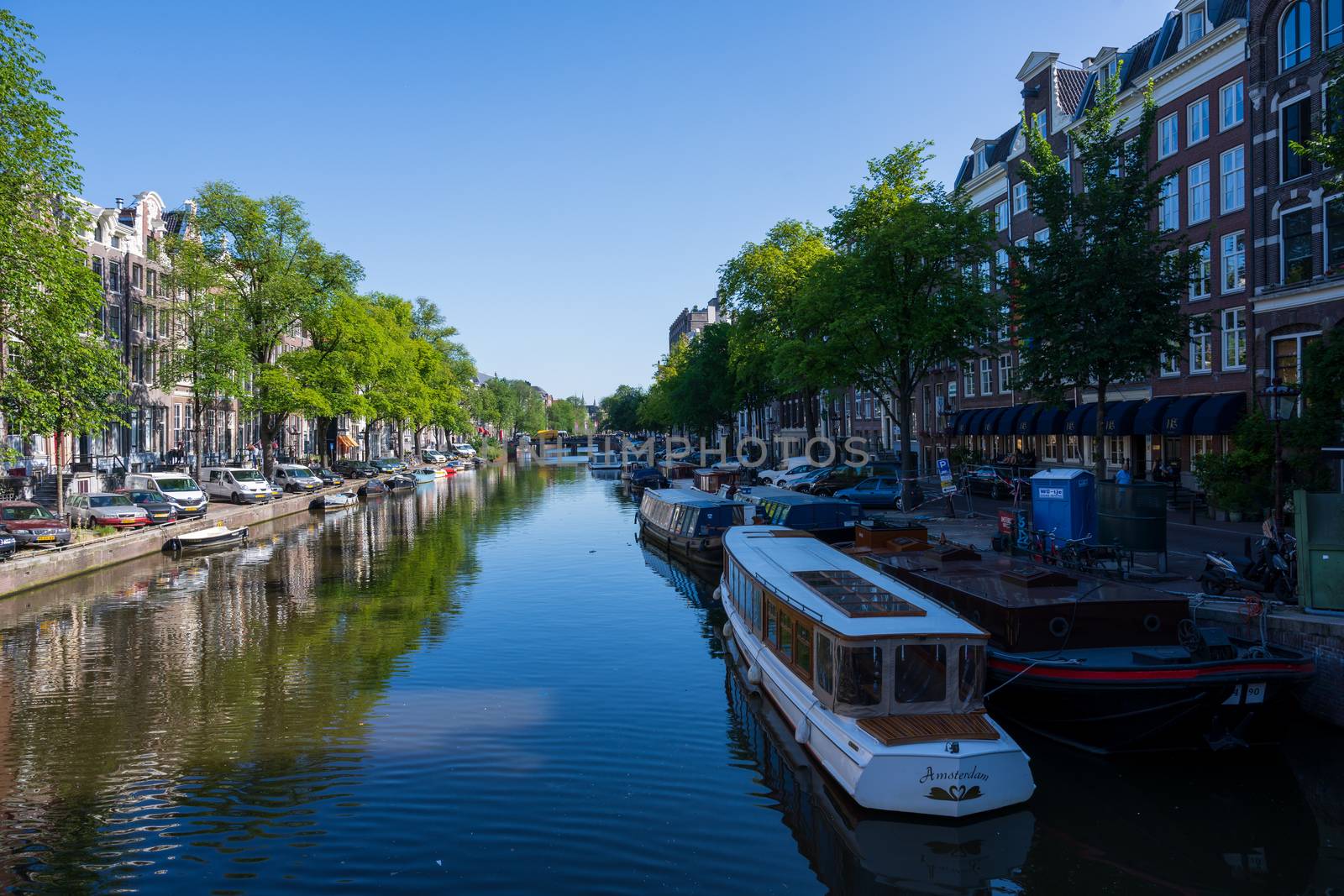 Tour Boats on the Canal by jfbenning