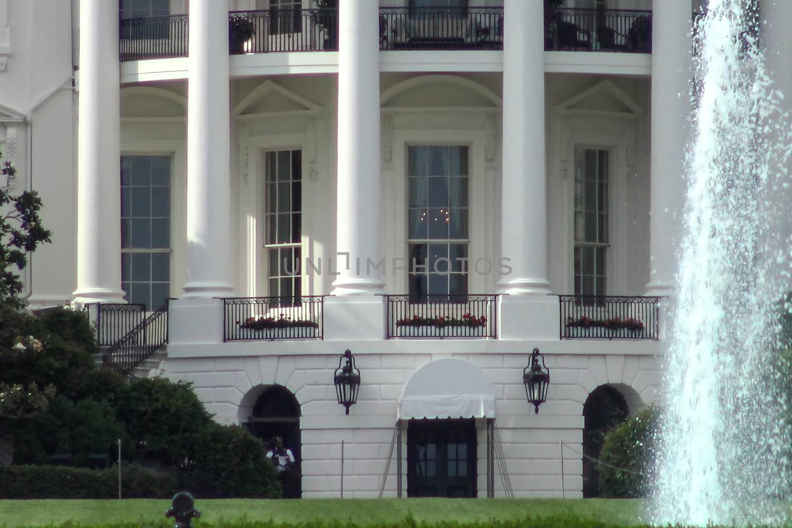 Residence of the President of the United States. Oval Office. The White House. by DePo