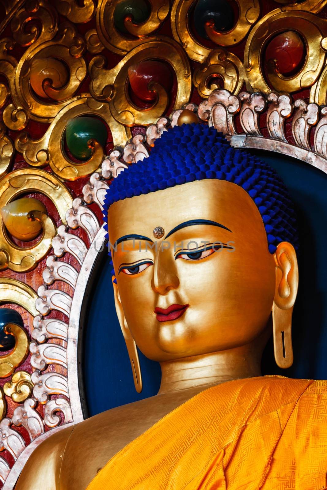 Sakyamuni Buddha statue in Buddhist temple by dimol