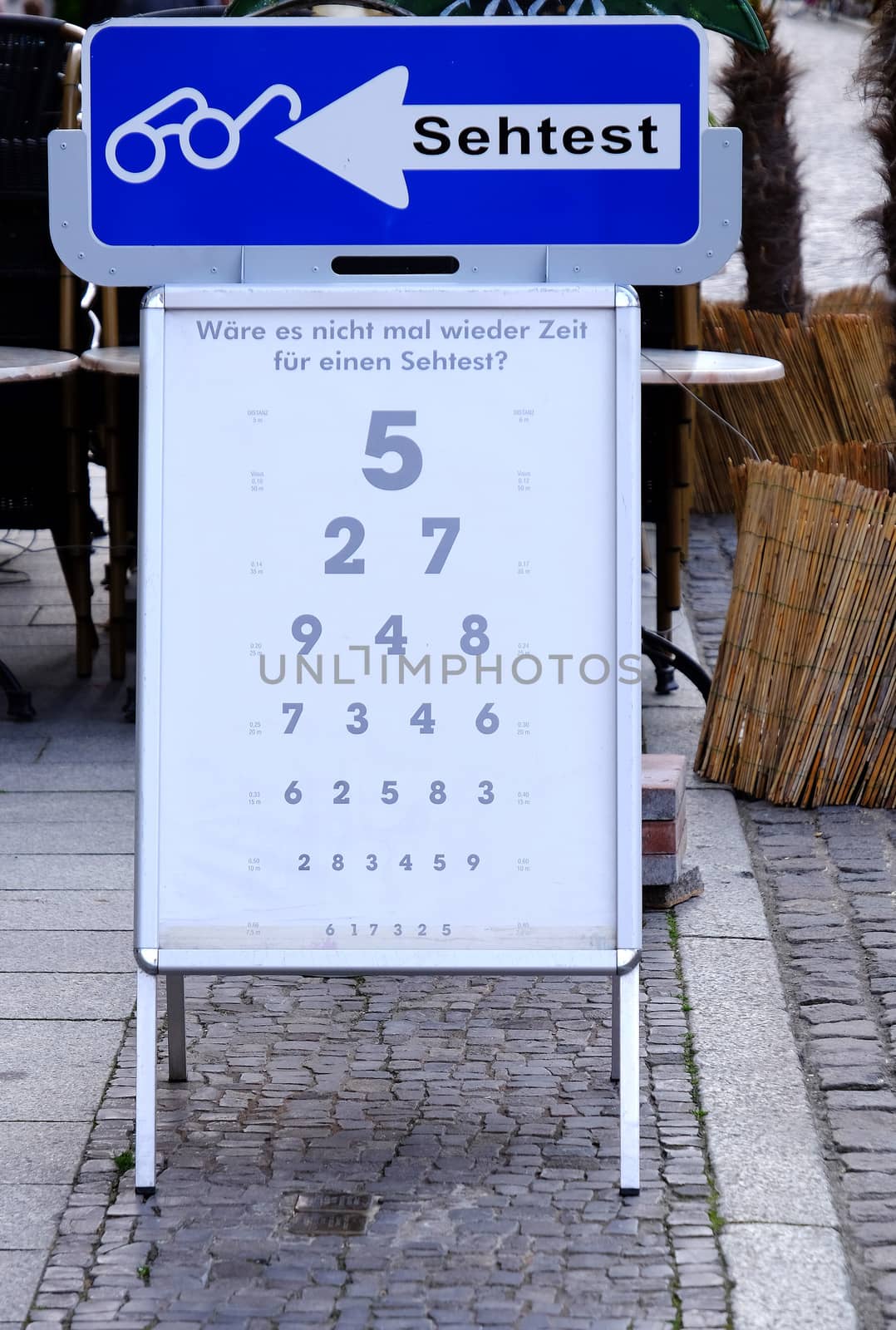 Public outdoor eyesight test board 