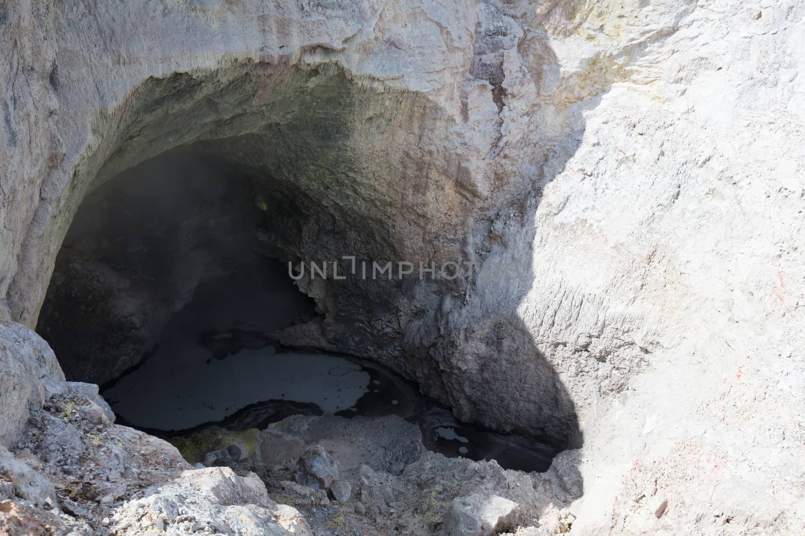 Wai-O-Tapu Geothermal Wonderland near Rotorua in New Zealand