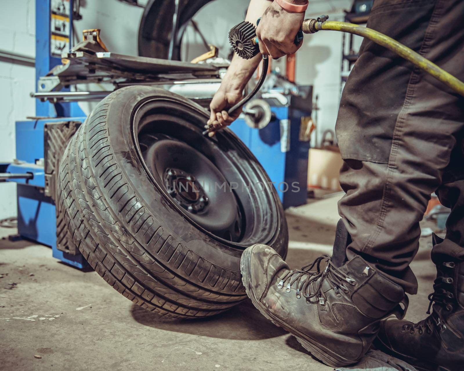inflation of car tires with compressed air.