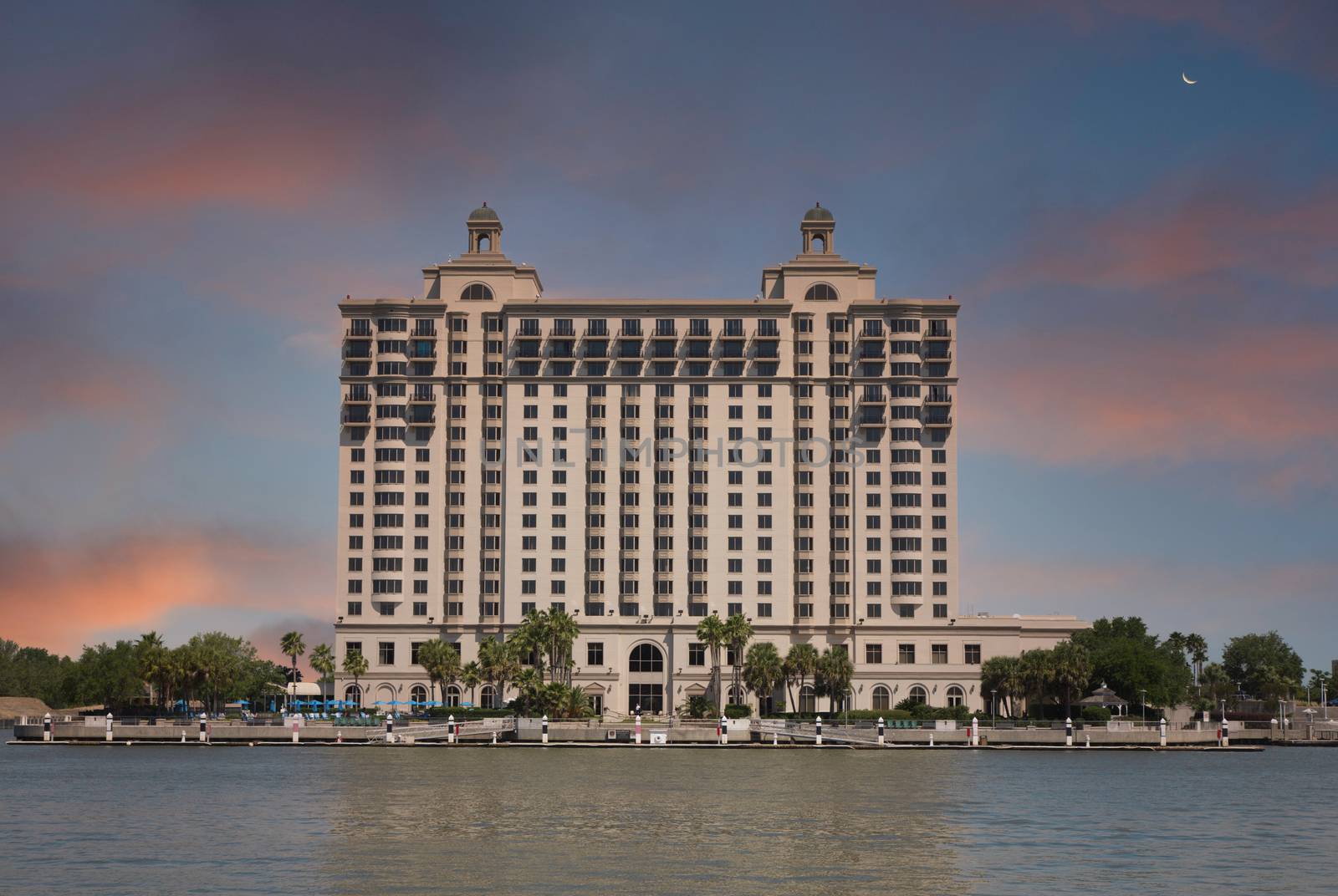 The hotel across the Savannah River from River street next to the Convention Center