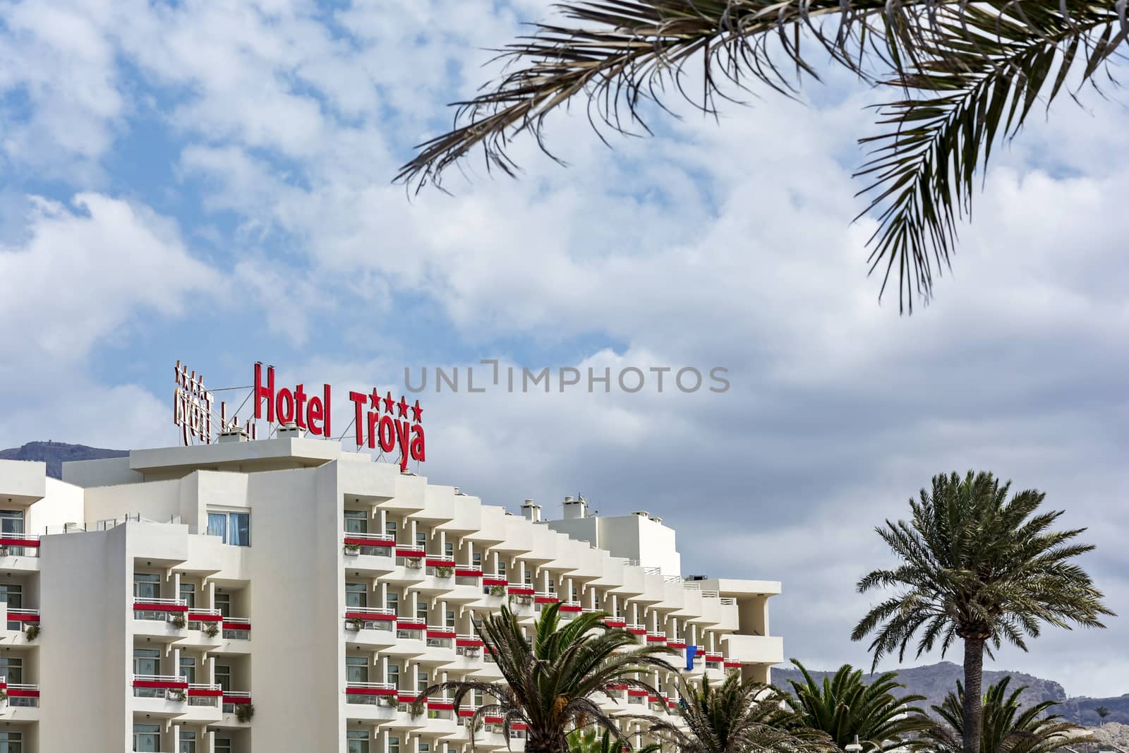 Inscription Hotel Troya in Tenerife (Spain) by Grommik