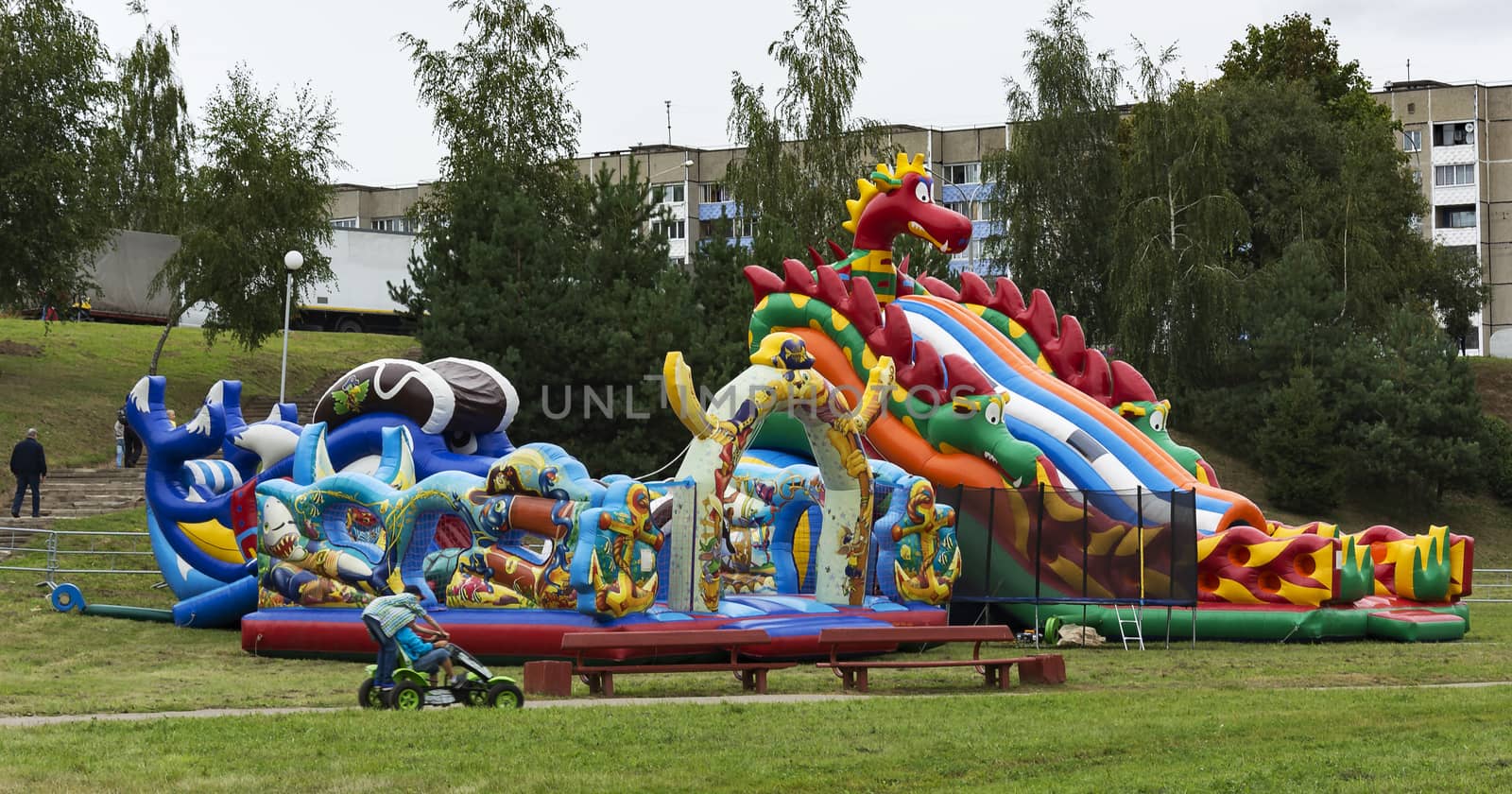 Children's inflatable playground by Grommik