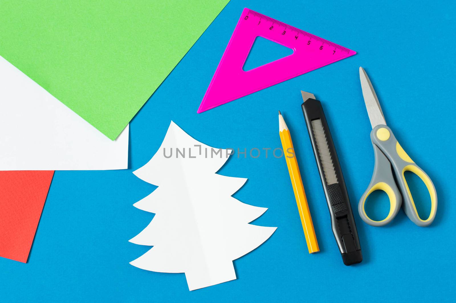 Child makes card with Christmas tree. Original children's art project. DIY concept. Step-by-step photo instructions. Step 1. Preparation of materials and tools