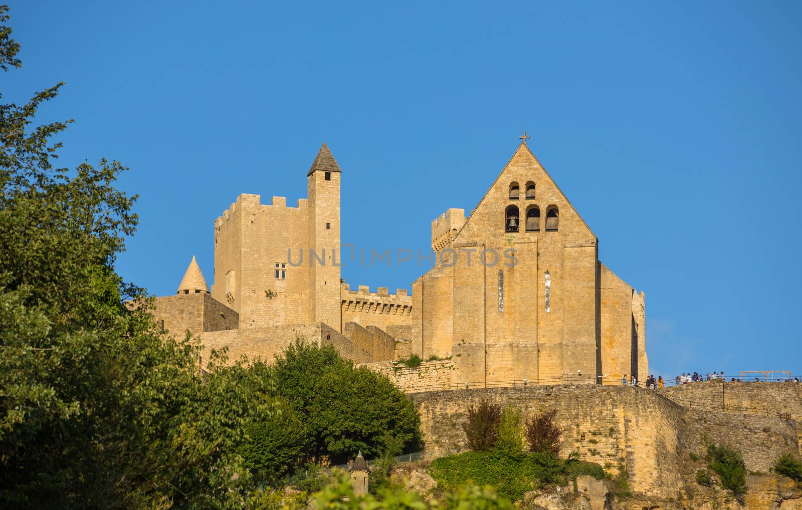Beynac-et-Cazenac, France: The medieval Chateau de Beynac rising on a limestone cliff above the Dordogne River. Dordogne department, Beynac-et-Cazenac