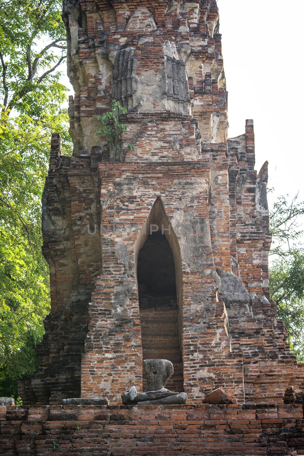Architecture of the Famous Old Temple in Ayutthaya, Temple in Ph by ToonPhotoClub