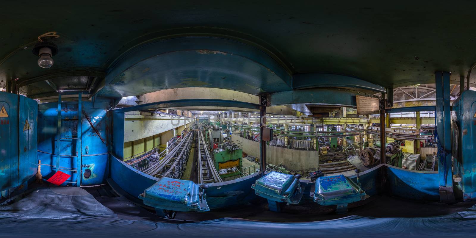 full spherical equirectangular projection of the view from the cab of the crane beam in the cold stamping workshop by z1b