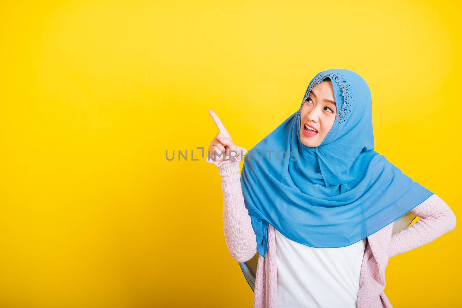 Asian Muslim Arab woman Islam wear hijab smile she positive expr by Sorapop
