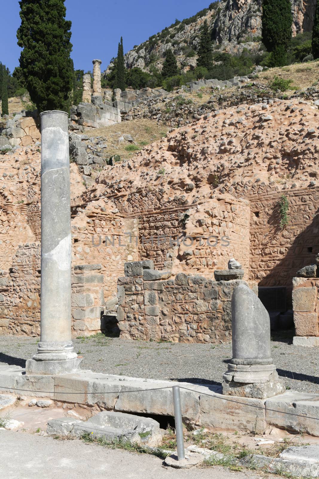 Ruins of Delphi by Kartouchken