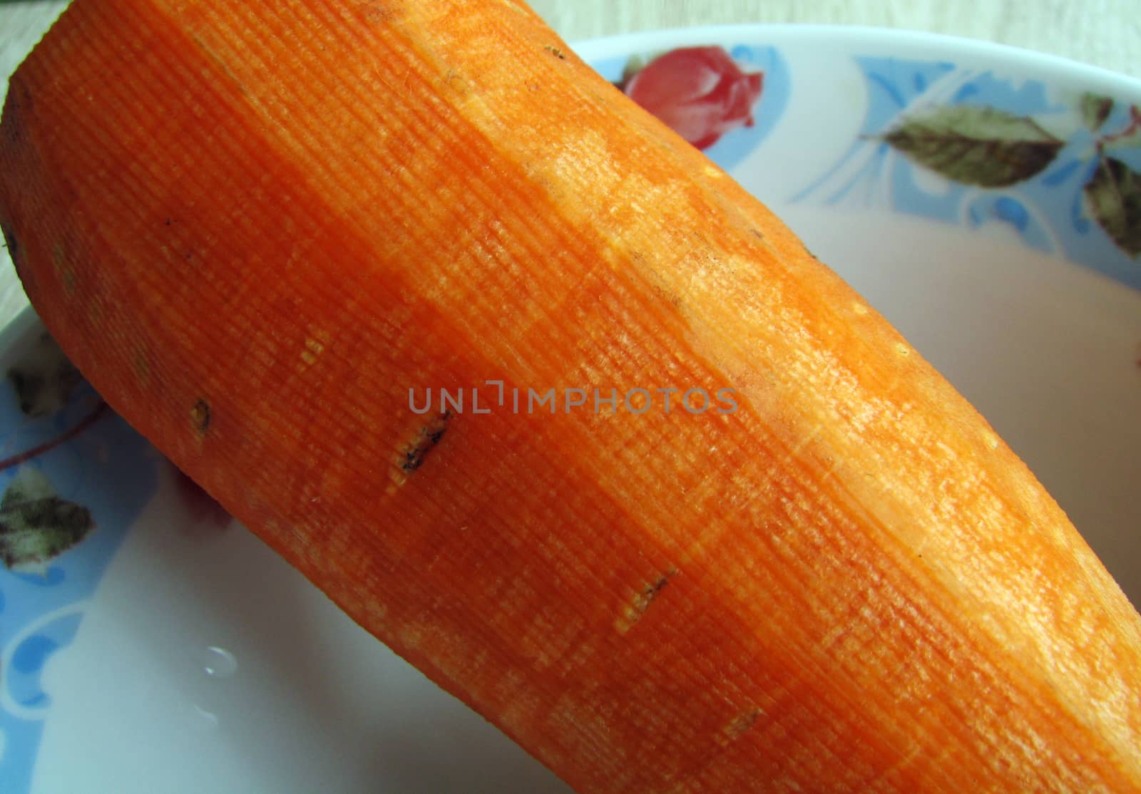 Очищенная морковь крупным планом