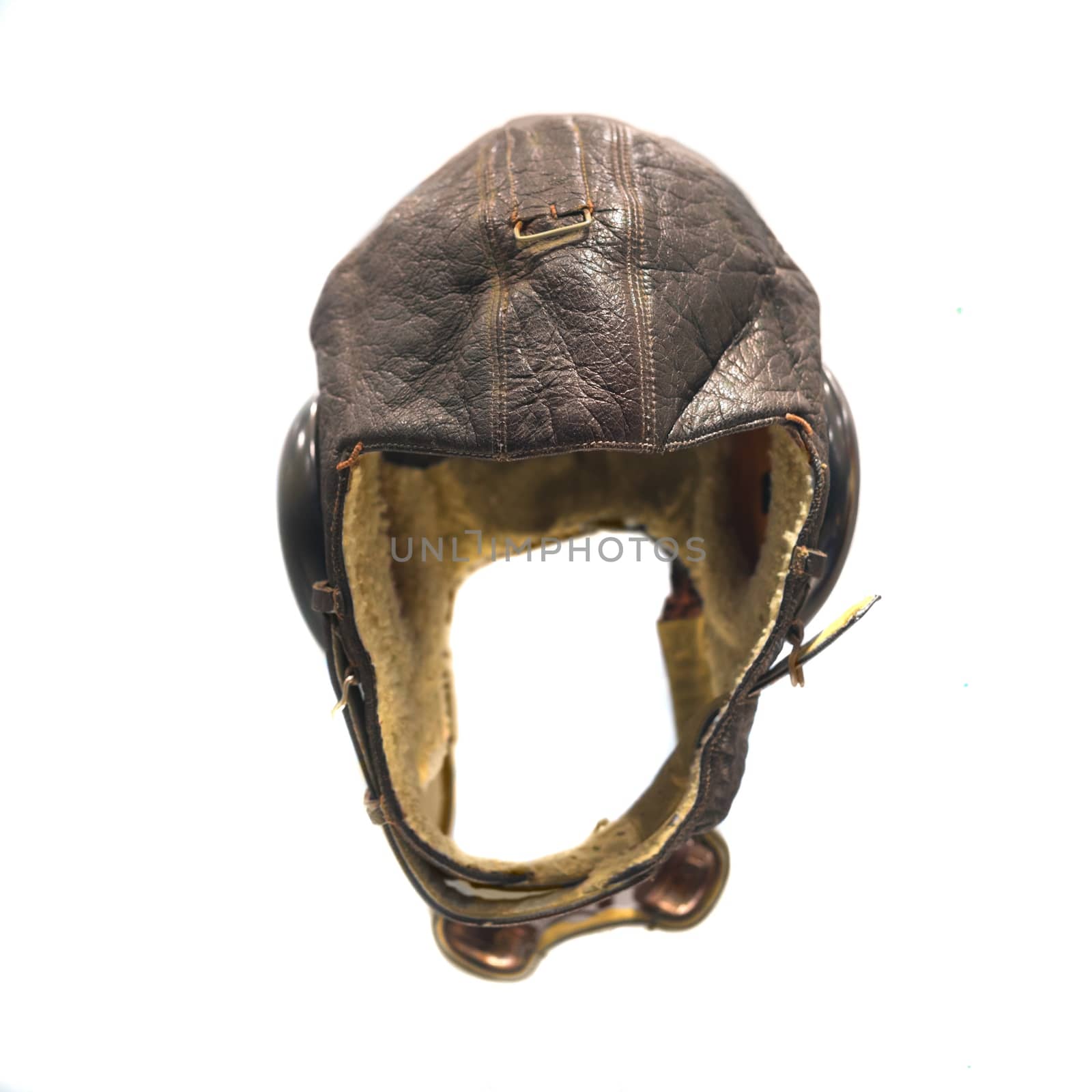 Old pilot aviator hat isolated by svedoliver