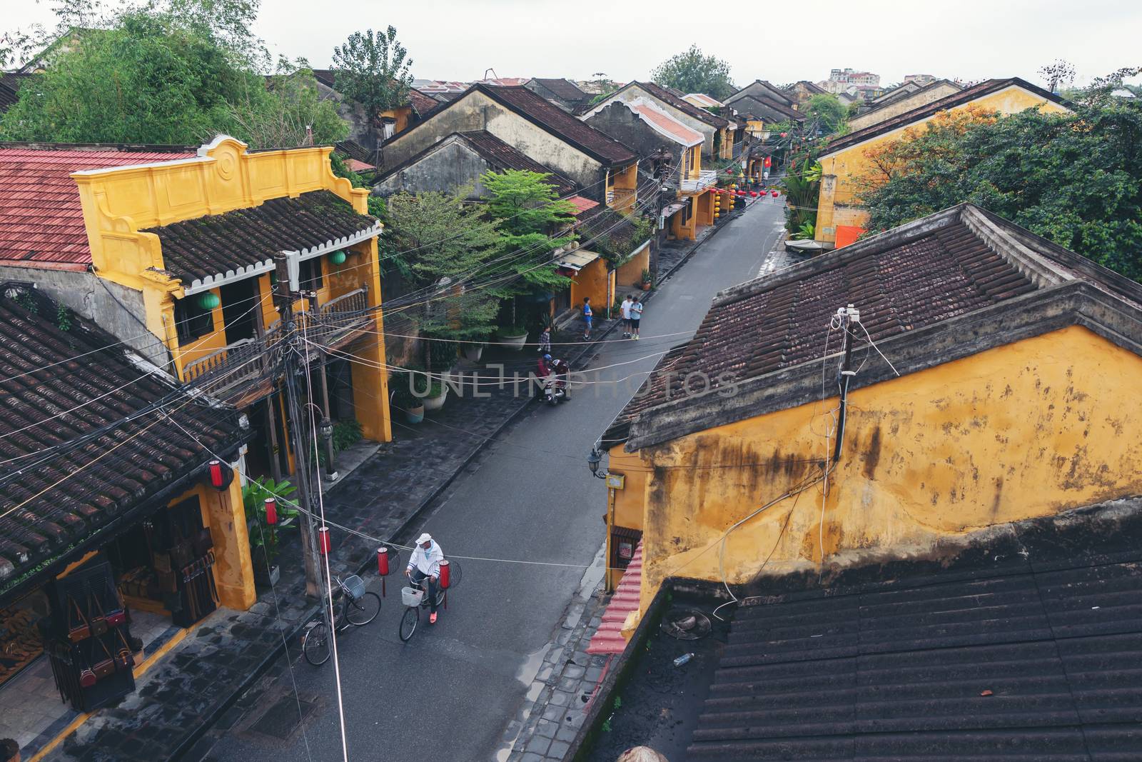 Hoi An ancient town by anankkml