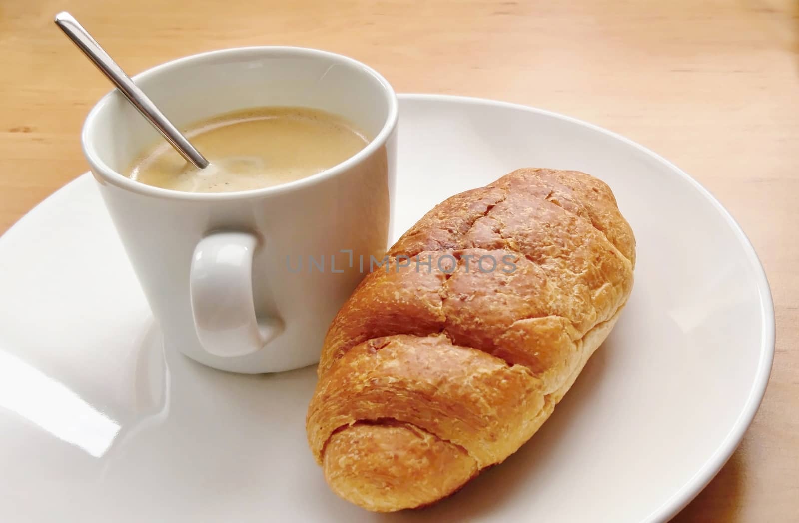 Coffee and croissant by hamik