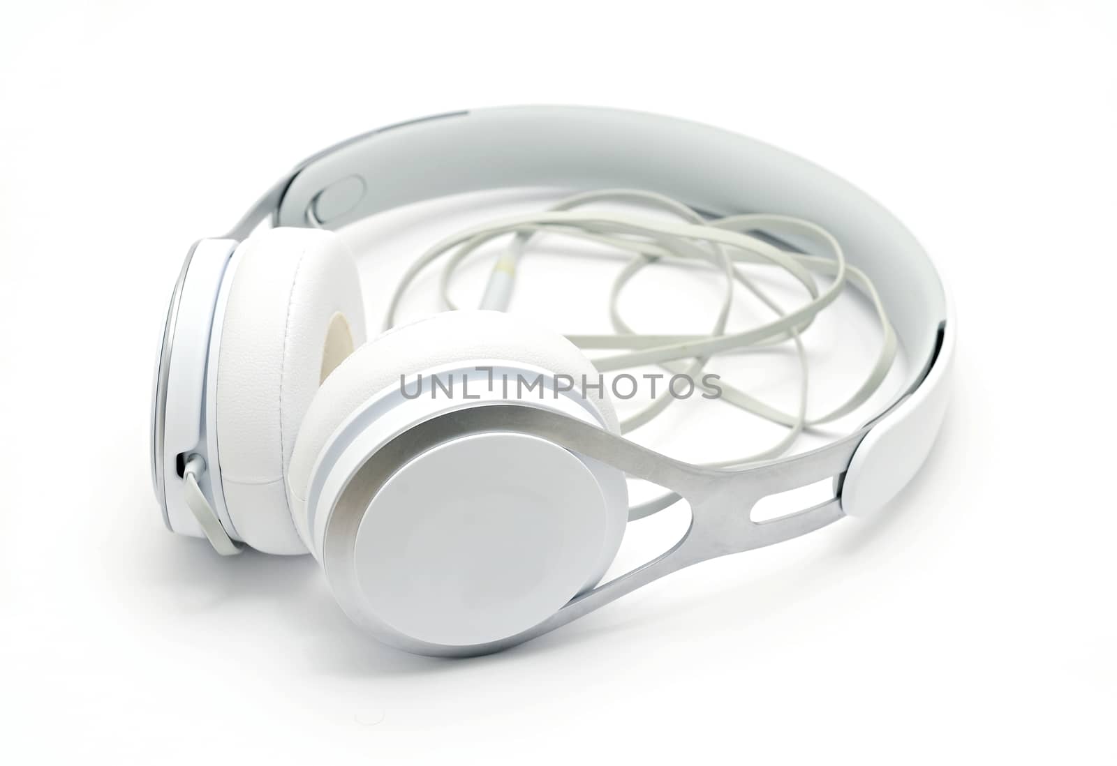 White headphones by hamik