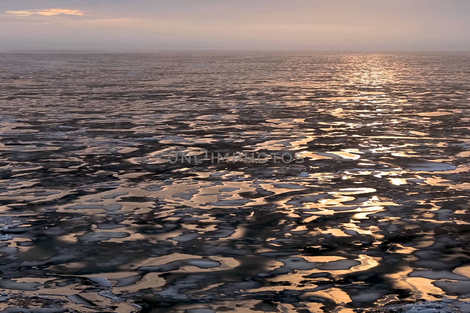 The Arctic landscape of the Arctic Ocean. Ice and cold