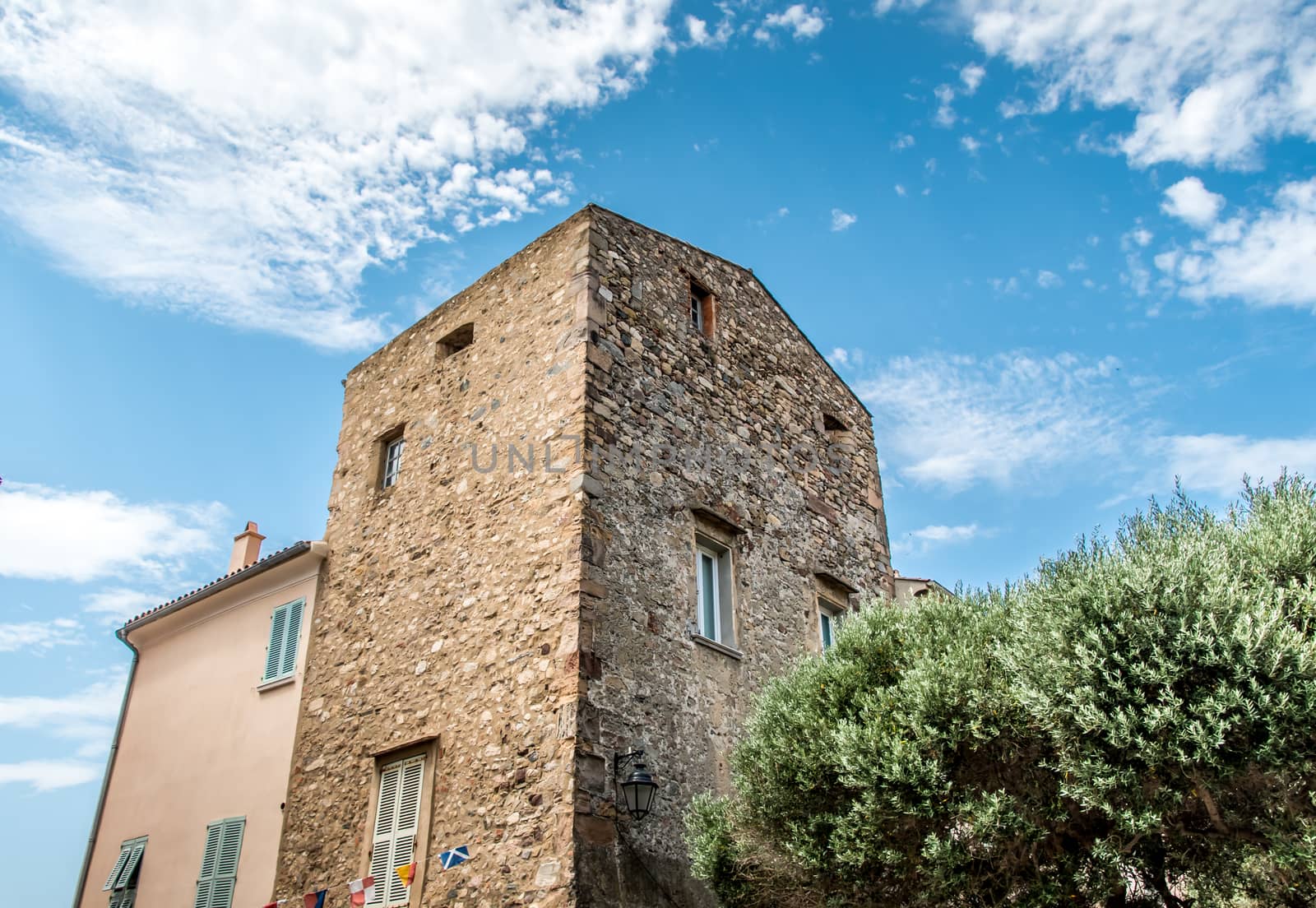 Typical house in the south of France by raphtong