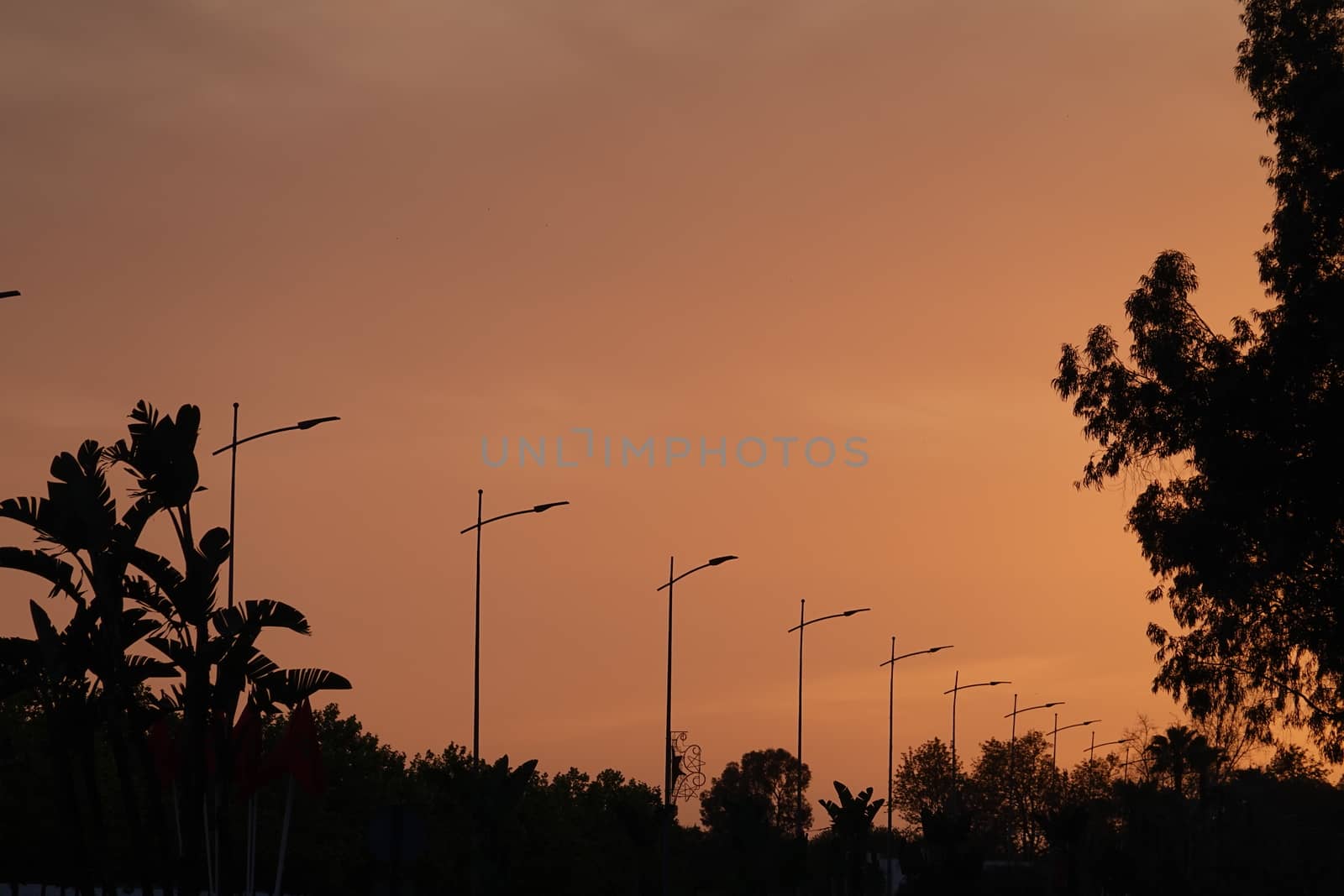 a beautiful landscape of the sunset and sky.