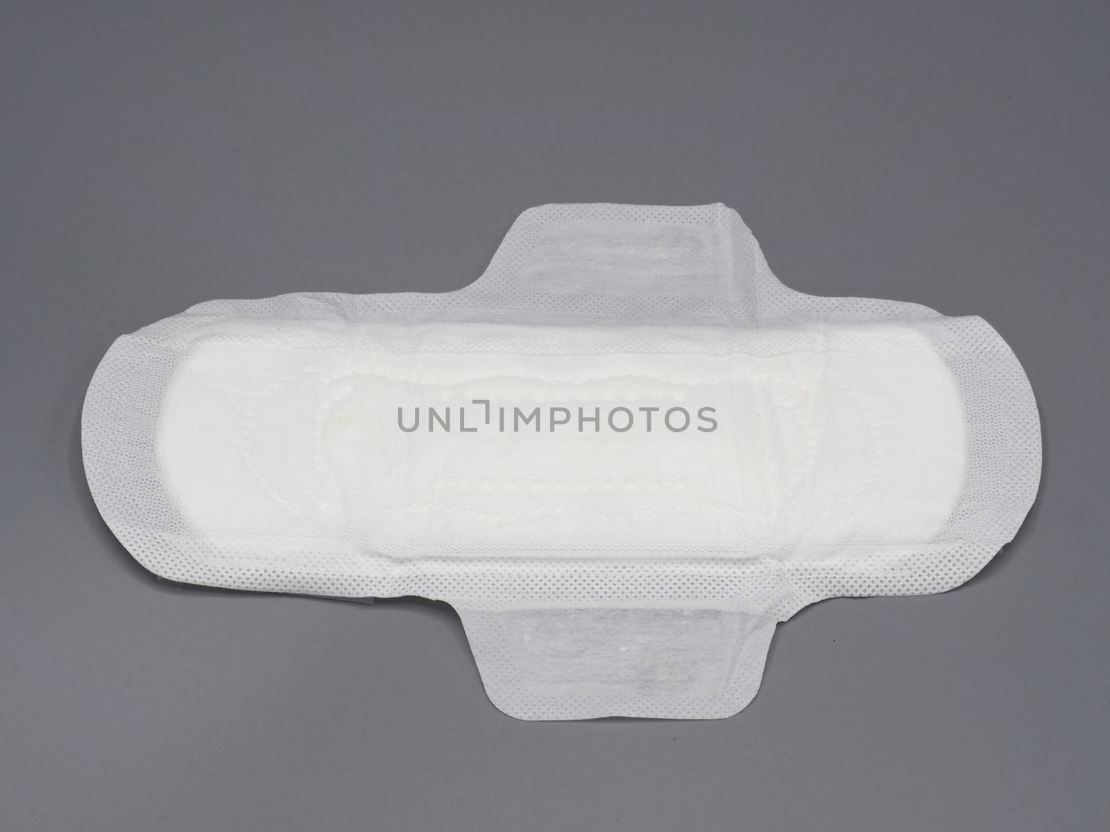 Hygenic organic cotton soft and comfort sanitary napkin pad by gnepphoto