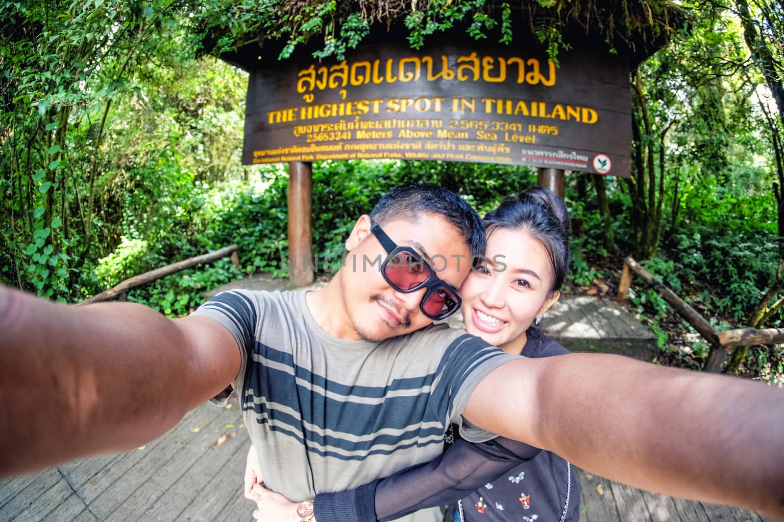 Couole love  selfie in Highest spot at Thailand by Surasak
