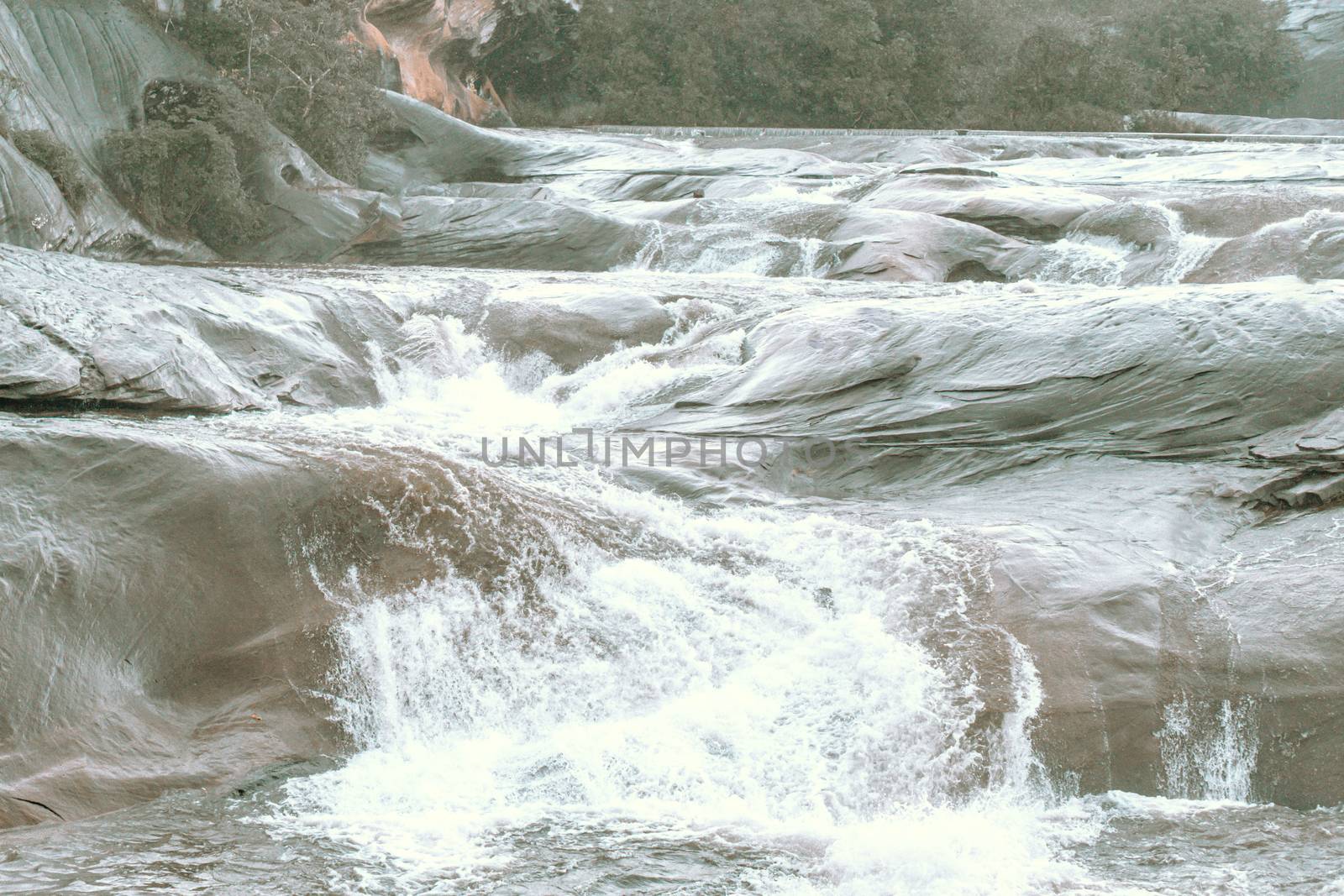 Tham Phra Seka Waterfall, Bueng Kan 