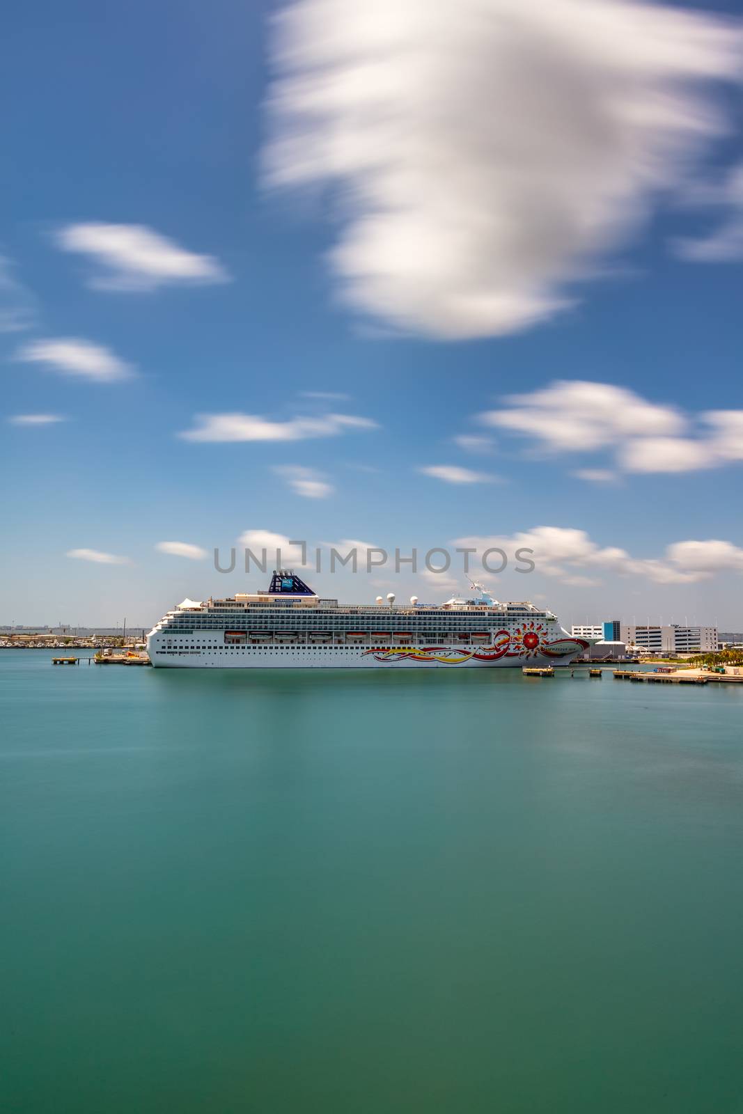 Norwegian Sun docked in Port Canaveral, FL, US by DamantisZ