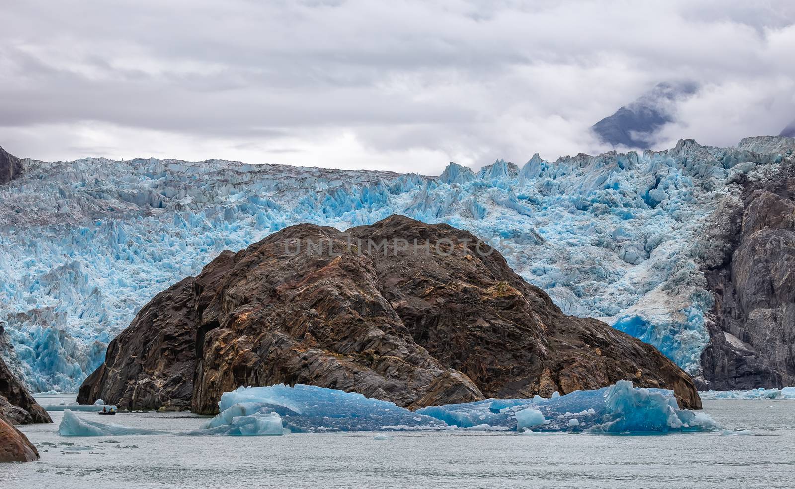 Sawyer Glacier in Alaska, Tracy Arm Fjord by DamantisZ