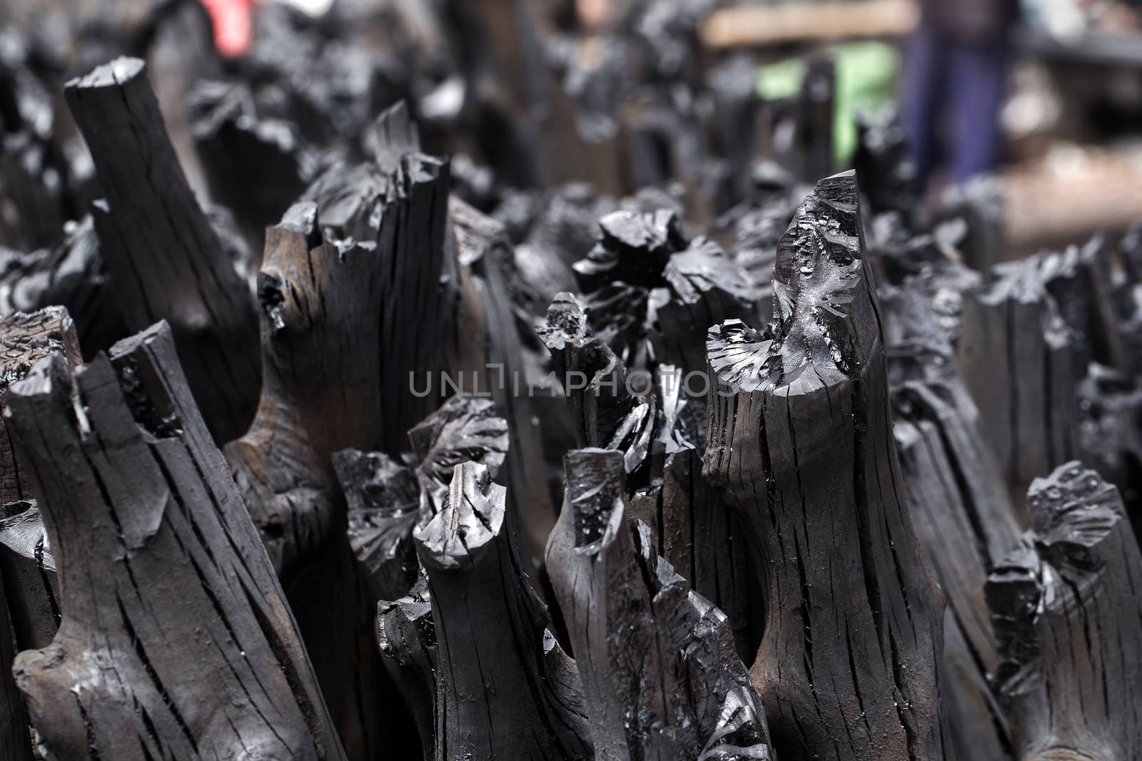 Natural wood charcoal, traditional charcoal or hard wood charcoa by kaiskynet