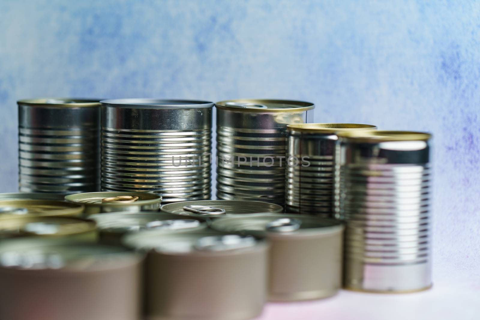 Group of Aluminium canned food
