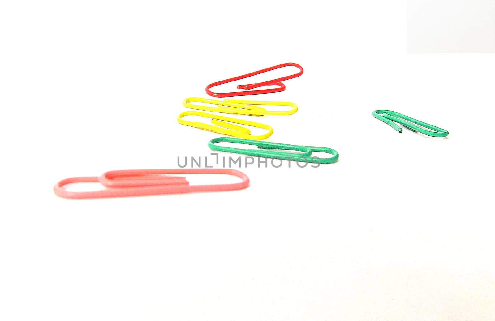 paper clips, items for the office and home plastic products by Grishakov