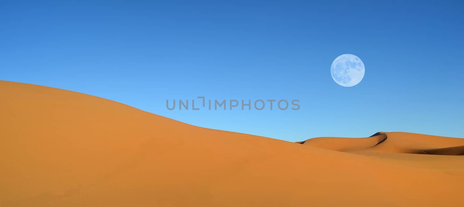 Beautiful sand dunes by Digoarpi