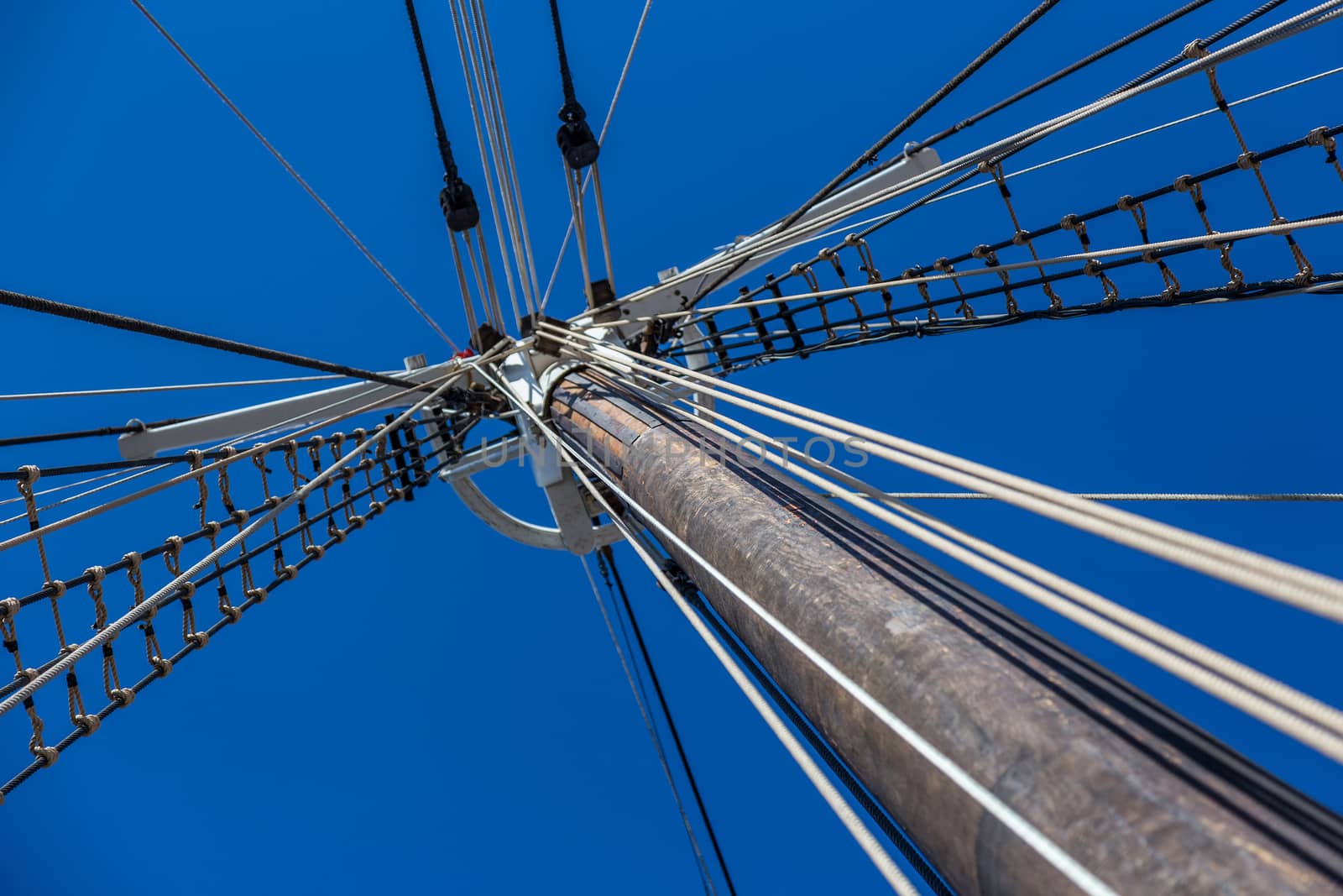 Sailboat rigging and big mast by Digoarpi