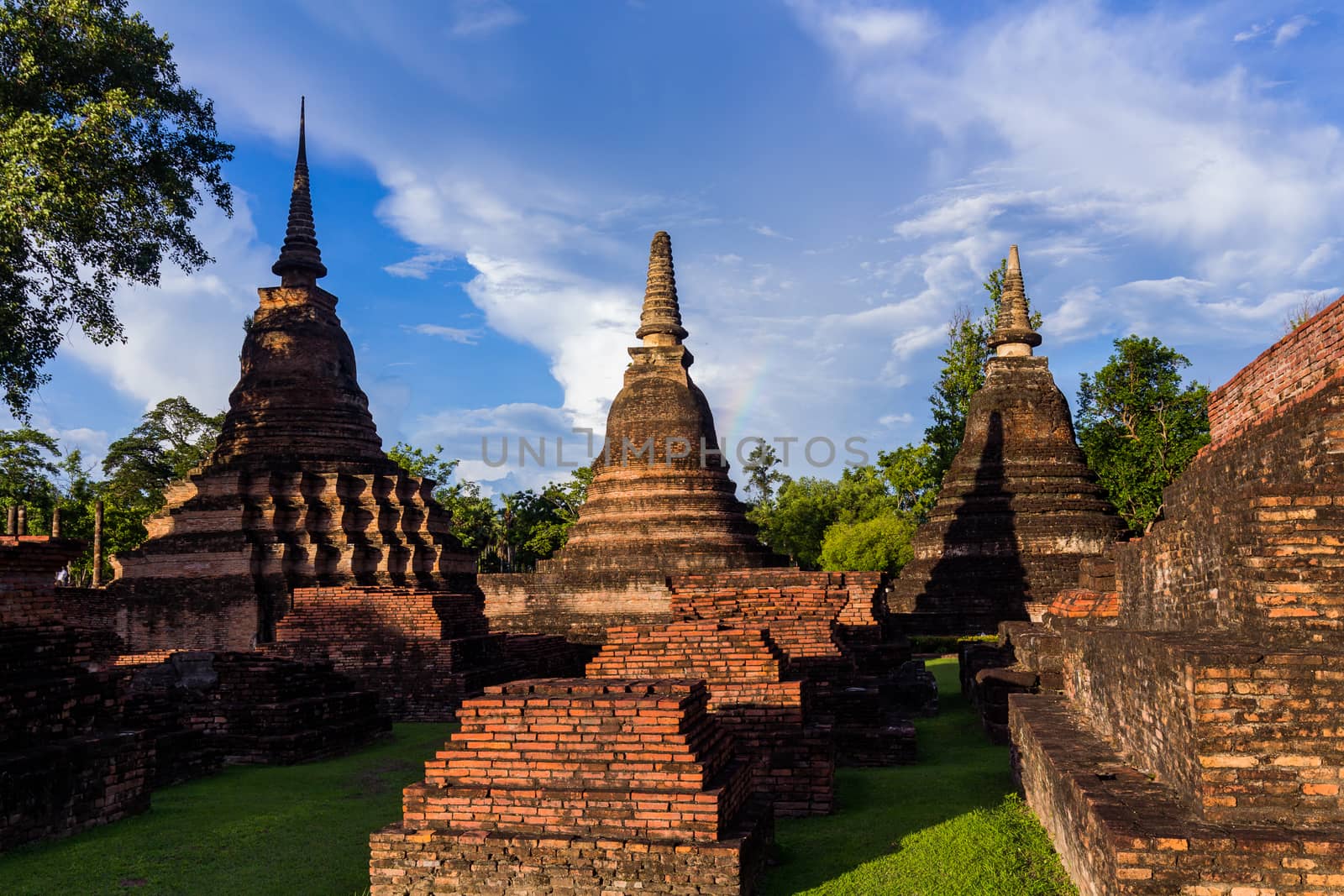 Wat Mahathat is a temple in Sukhothai town since ancient times. And is the temple of Sukhothai Kingdom Wat Mahathat is located in the Sukhothai Historical Park. :SUKHOTHAI,THAILAND-JULY,01,2018