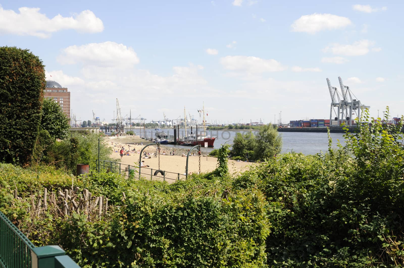 View from Oevelgoenne, Hamburg, Germany.